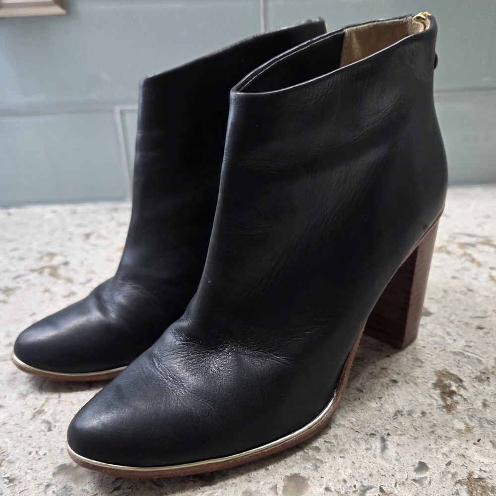 Ted Baker Black Leather Ankle Booties